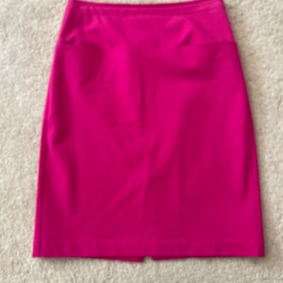 Theory pencil skirt - Picture 2 of 3